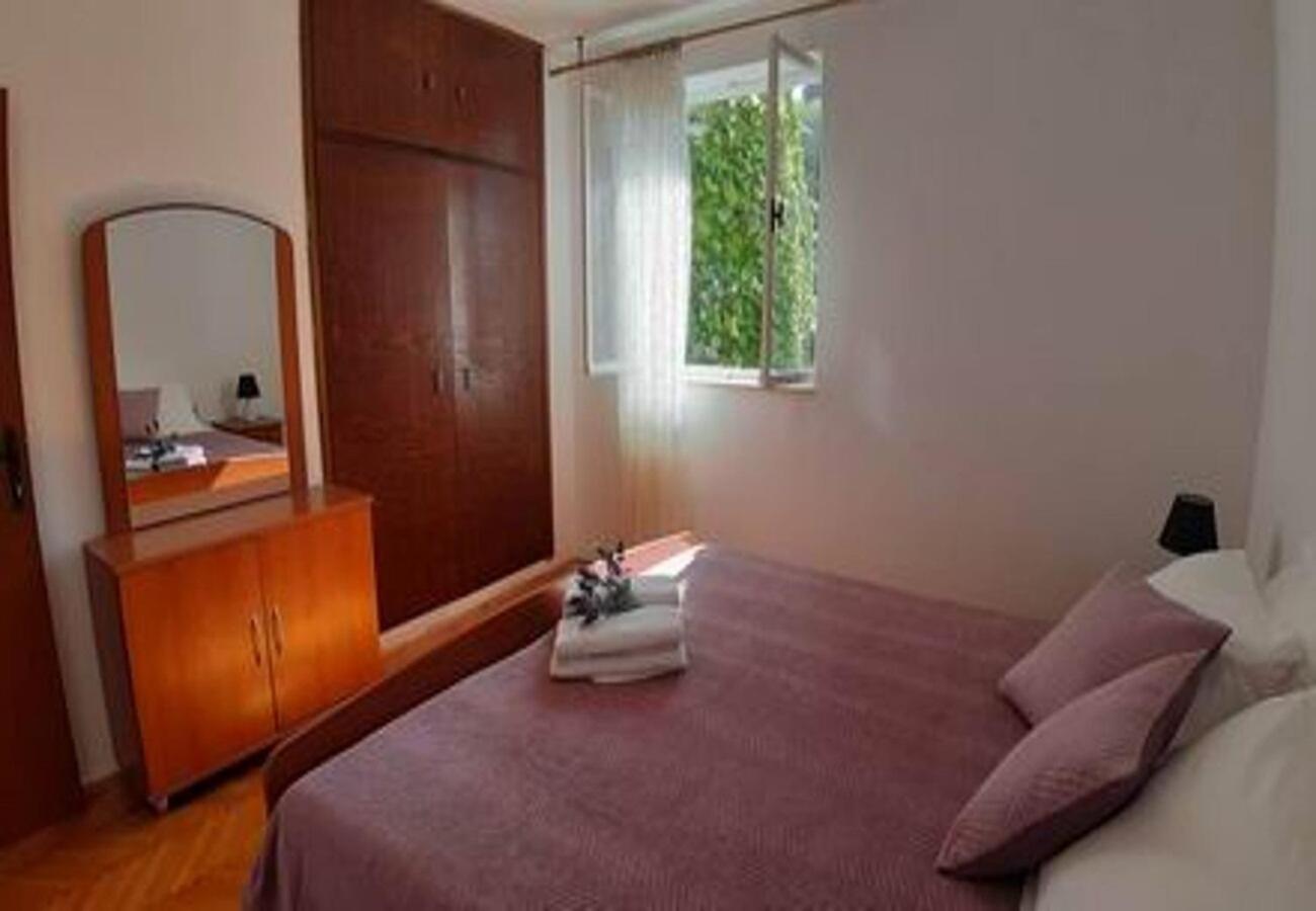 Apartment Apartments Mar Sutivan
